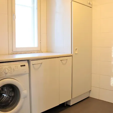 アパート Aurinkoranta カラヨキ